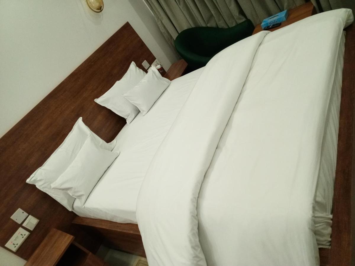 Ally Ngali Motel Kigali Extérieur photo