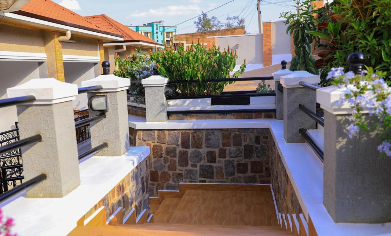 Ally Ngali Motel Kigali Extérieur photo
