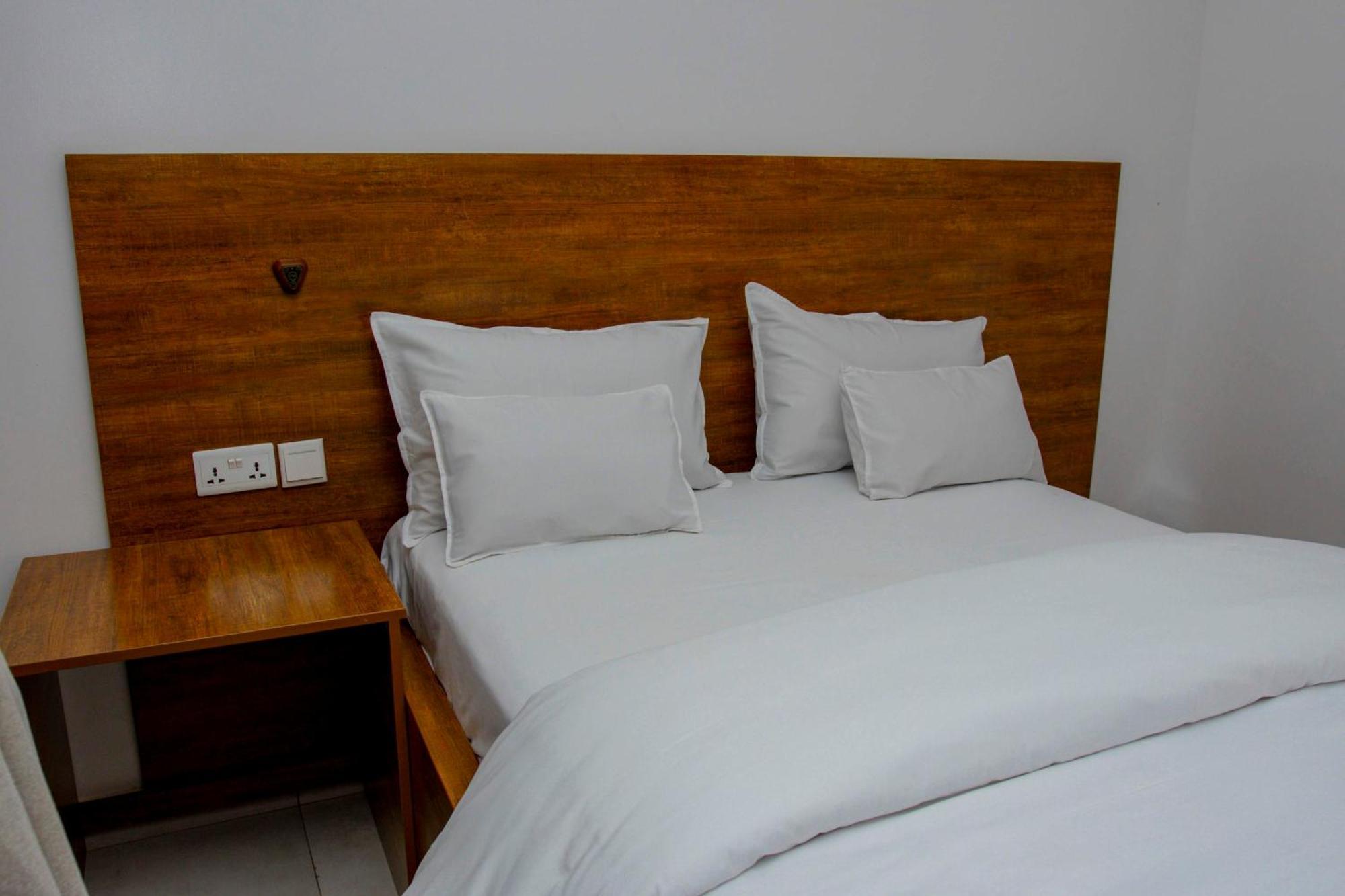 Ally Ngali Motel Kigali Extérieur photo