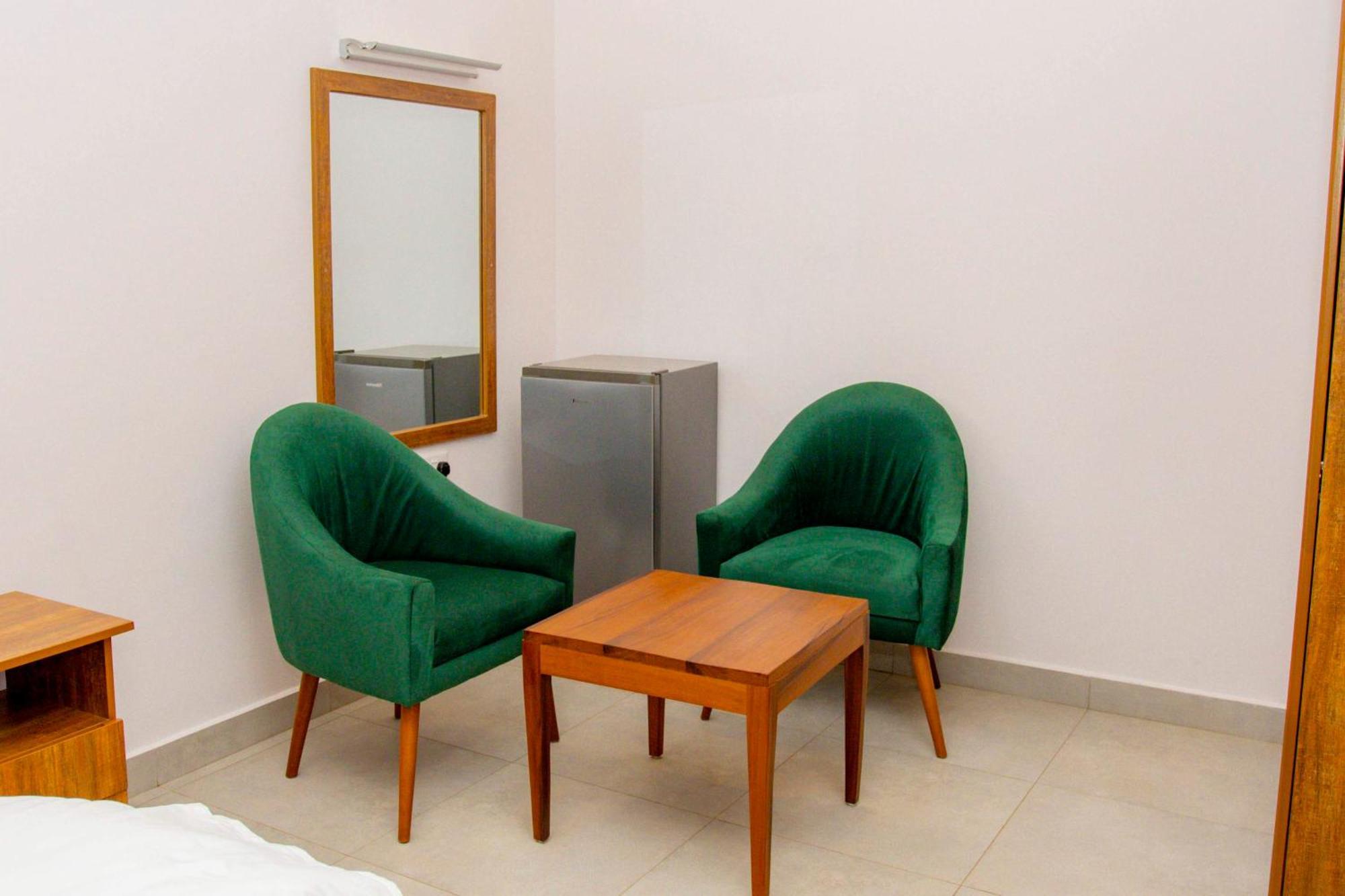 Ally Ngali Motel Kigali Extérieur photo